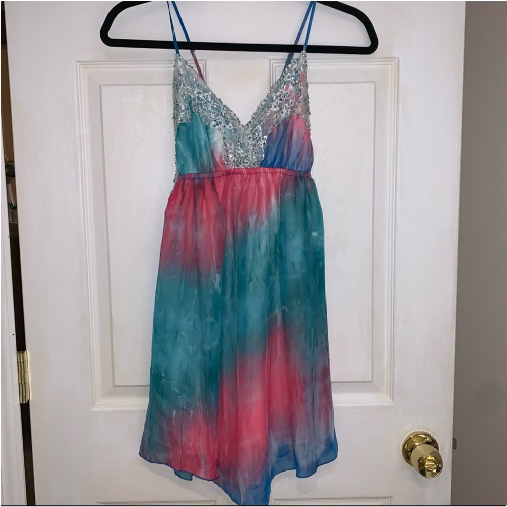 Gimmicks by BKE Blue and Pink Tie-Dye Midi Dress